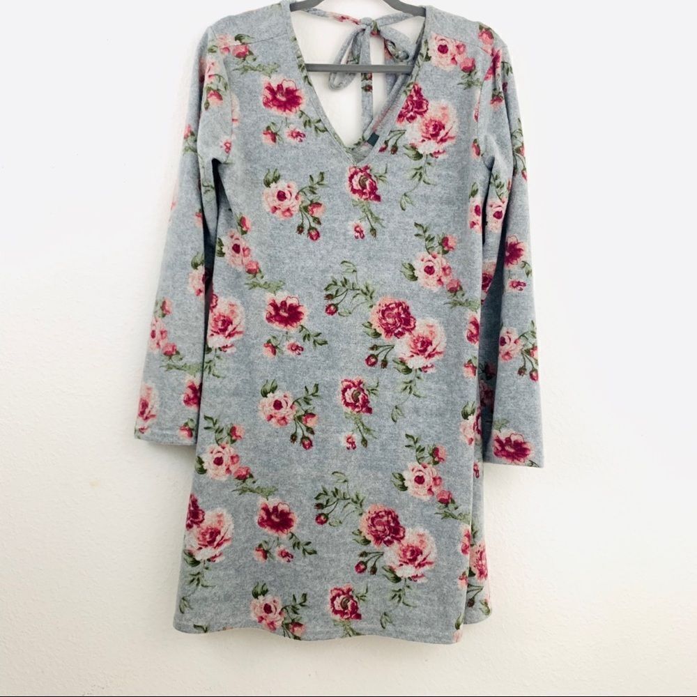 Francesca’s Alya Floral Print Knit Dress L